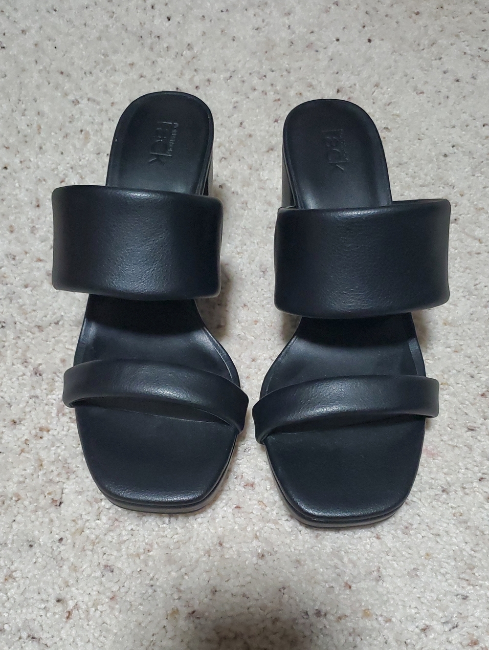 Women's Black Double-Band Heels